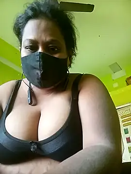 KITTUAAA online show from November 10, 2025, 7:24 am