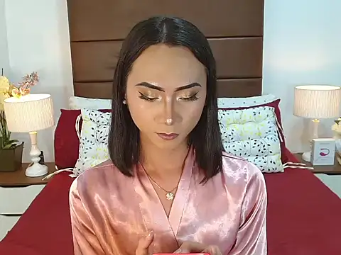 Snapshot of BlaireWilzon chatting on October 13, 2025, 12:51 pm BlaireWilzon online show from October 13, 2025, 12:51 pm