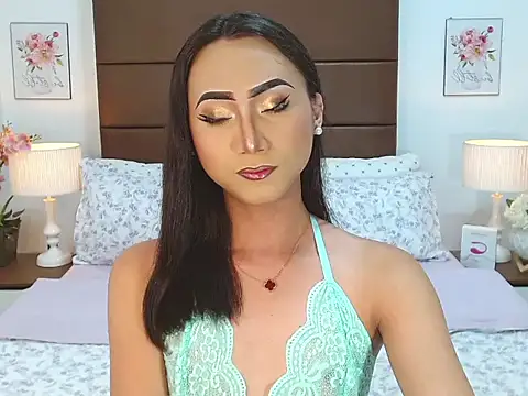 BlaireWilzon online show from April 3, 2026, 11:05 am