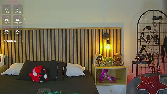 emma morales  online show from March 25, 2026, 1:21 pm