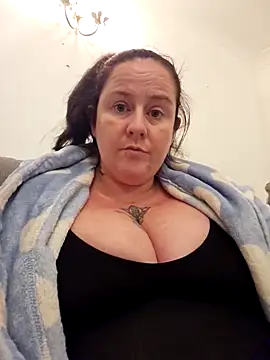 Biggtitz121 online show from September 23, 2025, 8:38 pm