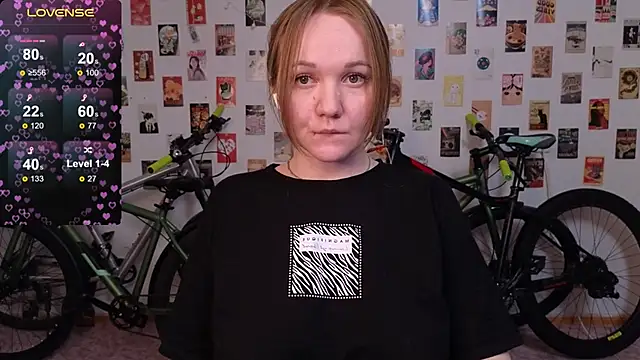 BellaMurrr online show from November 26, 2025, 4:51 pm