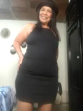 Snapshot of Africa_moont chatting on October 16, 2025, 7:44 pm Africa moont online show from October 16, 2025, 7:44 pm