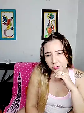 Snapshot of isabella_lovem chatting on November 9, 2025, 6:17 am isabella lovem online show from November 9, 2025, 6:17 am