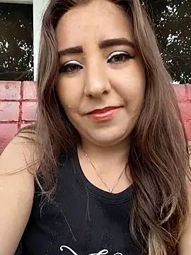 Snapshot of isabella_lovem chatting on June 6, 2026, 10:48 pm isabella lovem online show from June 6, 2026, 10:48 pm