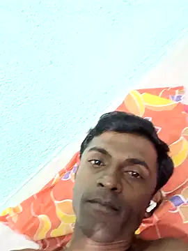 Snapshot of ShinuRoy chatting on May 15, 2026, 10:52 pm ShinuRoy online show from May 15, 2026, 10:52 pm