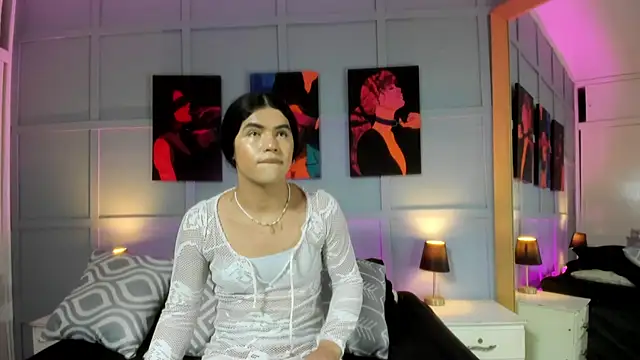 Drag Lopera online show from September 22, 2025, 6:58 pm