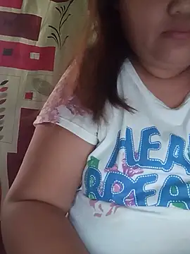 Snapshot of Weng_31 chatting on June 11, 2026, 11:35 pm Weng 31 online show from June 11, 2026, 11:35 pm