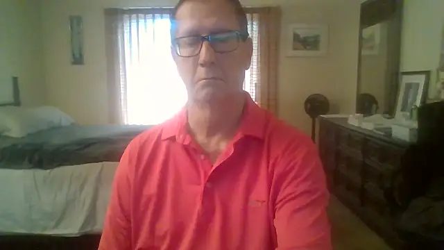 camminmichaellll online show from September 10, 2025, 5:01 pm