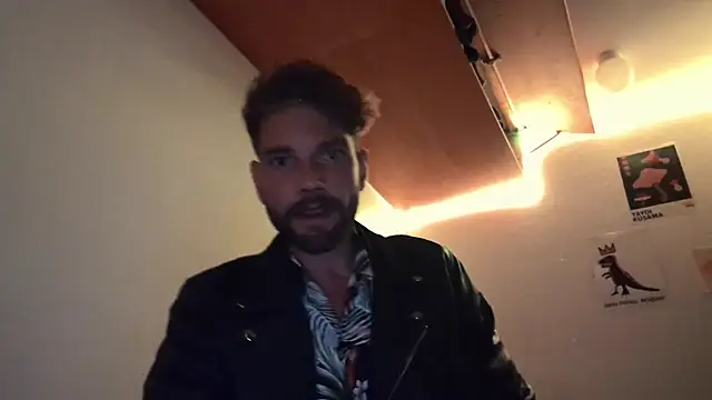 SweetBoyToy online show from September 18, 2025, 3:53 am