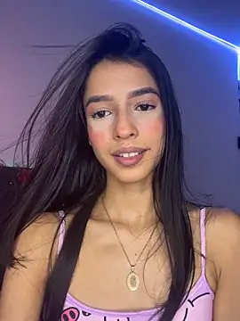 Snapshot of katy_cutie_ chatting on September 19, 2025, 1:09 am katy cutie online show from September 19, 2025, 1:09 am