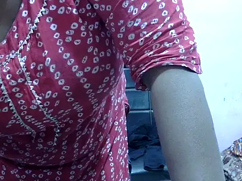 Rimsha naughty online show from November 28, 2025, 11:43 am