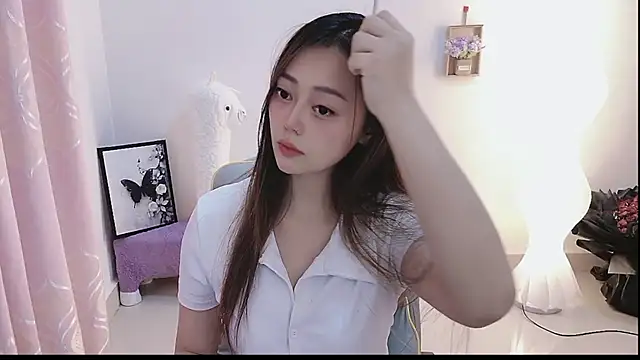 Abb-qiaoyi online show from October 22, 2025, 4:06 pm