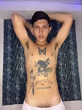 Alejandro BigCock22 online show from November 20, 2025, 10:38 am