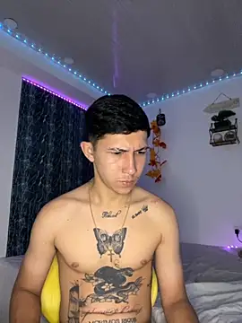 Snapshot of Alejandro_BigCock22 chatting on September 12, 2025, 3:06 am Alejandro BigCock22 online show from September 12, 2025, 3:06 am
