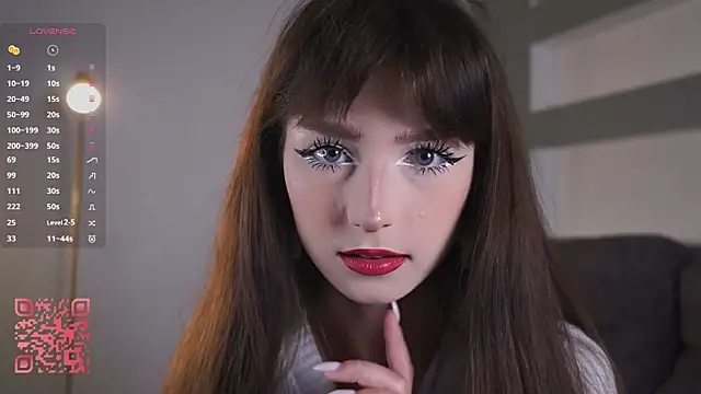 DreamyDaisy online show from October 15, 2025, 7:11 pm