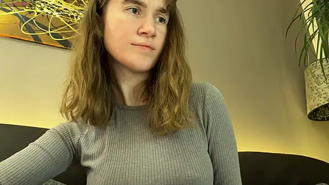 velina   online show from November 6, 2025, 6:12 pm