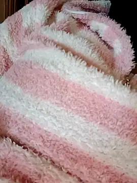 Snapshot of sexy_love997 chatting on January 7, 2026, 11:37 am sexy love997 online show from January 7, 2026, 11:37 am