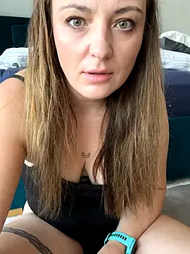 Velvetwitch87 online show from September 26, 2025, 11:06 am