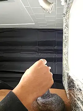 johntomm1422 online show from January 13, 2026, 9:08 pm