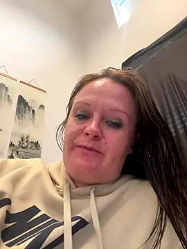 Snapshot of sinfful-secrets@xh chatting on November 13, 2025, 6:23 pm sinfful-secretsxh online show from November 13, 2025, 6:23 pm