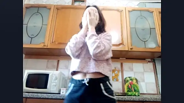 Snapshot of SinlessTaking chatting on October 17, 2025, 6:17 am SinlessTaking online show from October 17, 2025, 6:17 am