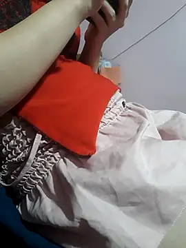 Lilyy-y online show from September 22, 2025, 11:38 am