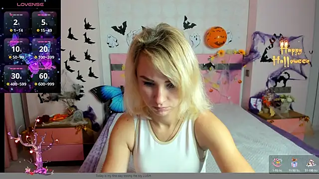 MeryMidnight online show from October 28, 2025, 6:45 am