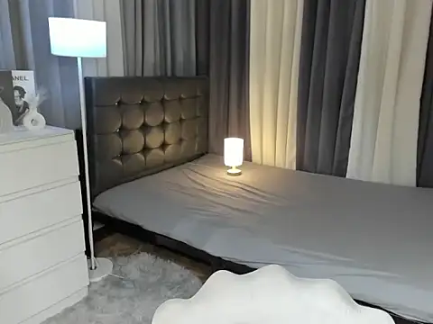 Snapshot of Blaire_Samantha chatting on October 25, 2025, 8:46 am Blaire Samantha online show from October 25, 2025, 8:46 am