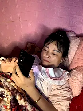 Star-sweet online show from November 20, 2025, 3:12 pm