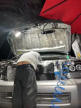 Snapshot of yurmechonline chatting on December 14, 2025, 10:21 am yurmechonline online show from December 14, 2025, 10:21 am