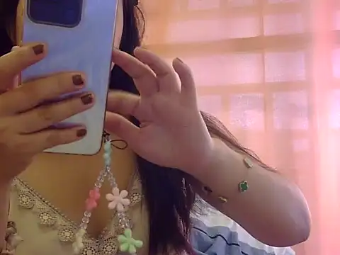 Lovelyclaya online show from November 20, 2025, 12:22 am