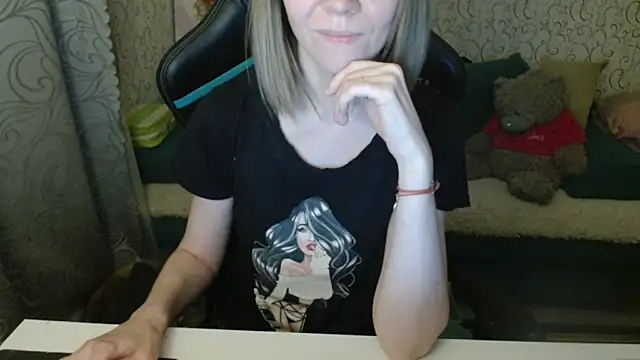 Ogonechekkk online show from October 1, 2025, 4:22 pm