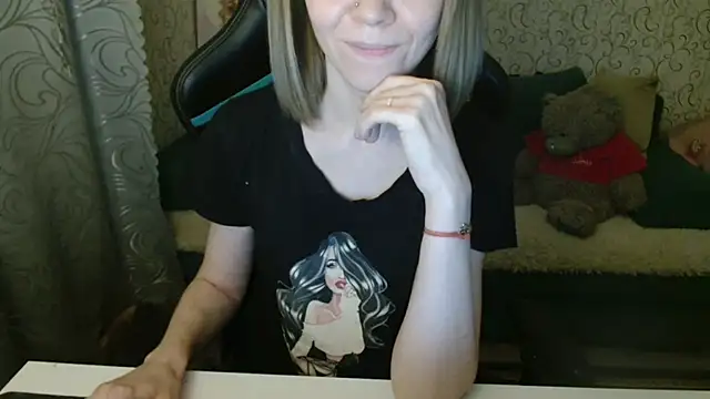 Ogonechekkk online show from September 29, 2025, 4:23 pm