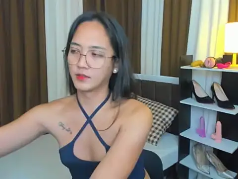 Snapshot of URHottestAngel chatting on September 23, 2025, 5:36 am URHottestAngel online show from September 23, 2025, 5:36 am
