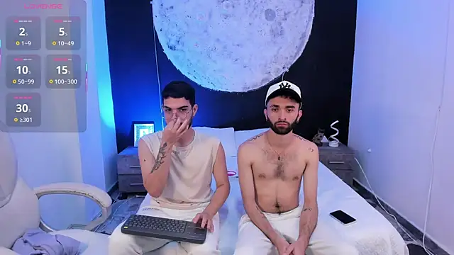 marcoAndMathew online show from October 5, 2025, 12:18 pm