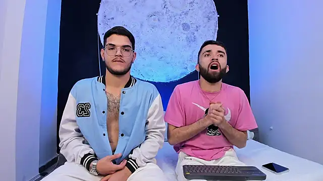 marcoAndMathew online show from September 29, 2025, 12:33 pm