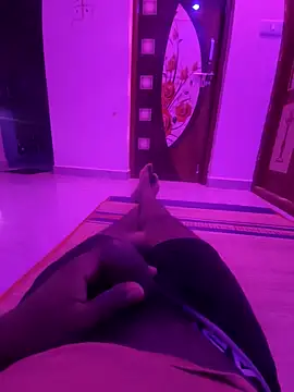 Snapshot of blackyporiki chatting on October 23, 2025, 4:49 pm blackyporiki online show from October 23, 2025, 4:49 pm