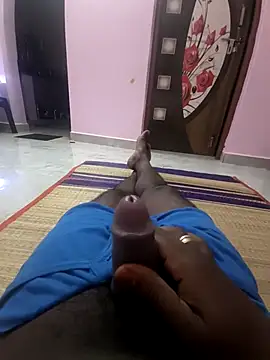 Snapshot of blackyporiki chatting on October 30, 2025, 4:37 pm blackyporiki online show from October 30, 2025, 4:37 pm