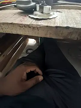 Snapshot of blackyporiki chatting on September 16, 2025, 4:57 am blackyporiki online show from September 16, 2025, 4:57 am