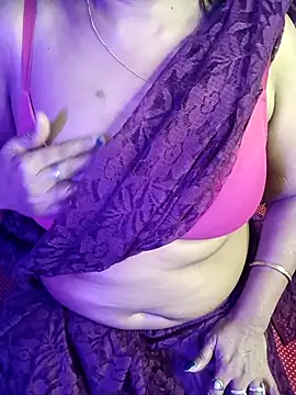 monaa-darling online show from November 15, 2025, 4:44 pm