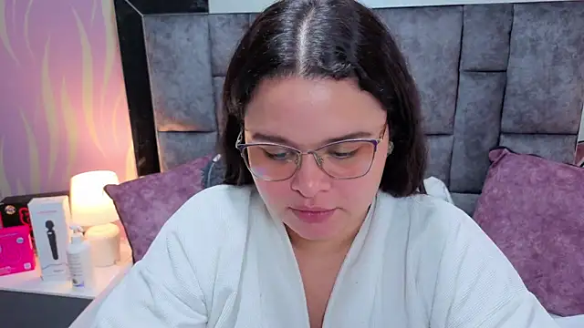 SamanthaPaImer online show from October 9, 2025, 8:31 pm