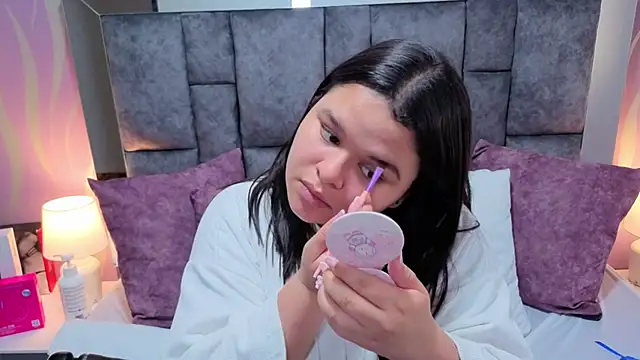 SamanthaPaImer online show from November 15, 2025, 8:02 pm