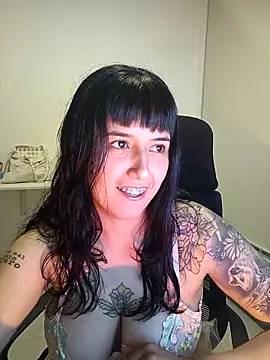 Jinx  x online show from December 5, 2025, 4:33 am