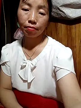 hera-00 online show from October 6, 2025, 1:56 pm