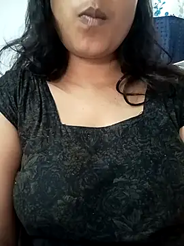 Snapshot of Hot-Jasmin chatting on October 23, 2025, 2:32 am Hot-Jasmin online show from October 23, 2025, 2:32 am