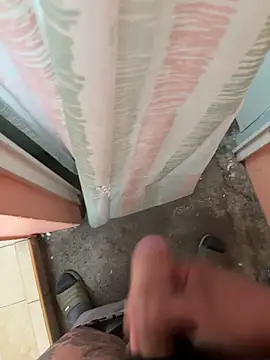 cfomega4592 online show from October 9, 2025, 5:35 pm