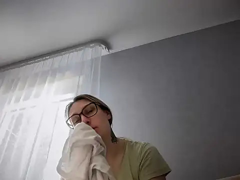 NikexPretty online show from April 5, 2026, 9:16 am