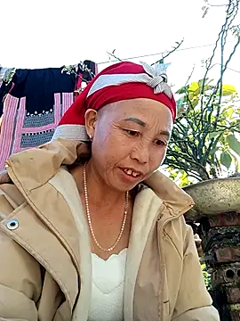 me-cute online show from November 23, 2025, 1:26 am