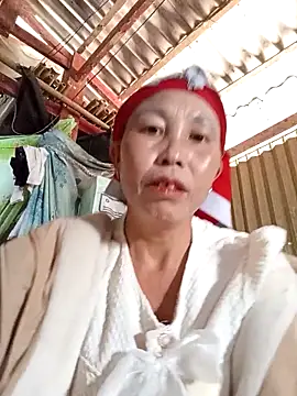 Snapshot of me-cute chatting on October 20, 2025, 1:18 am me-cute online show from October 20, 2025, 1:18 am